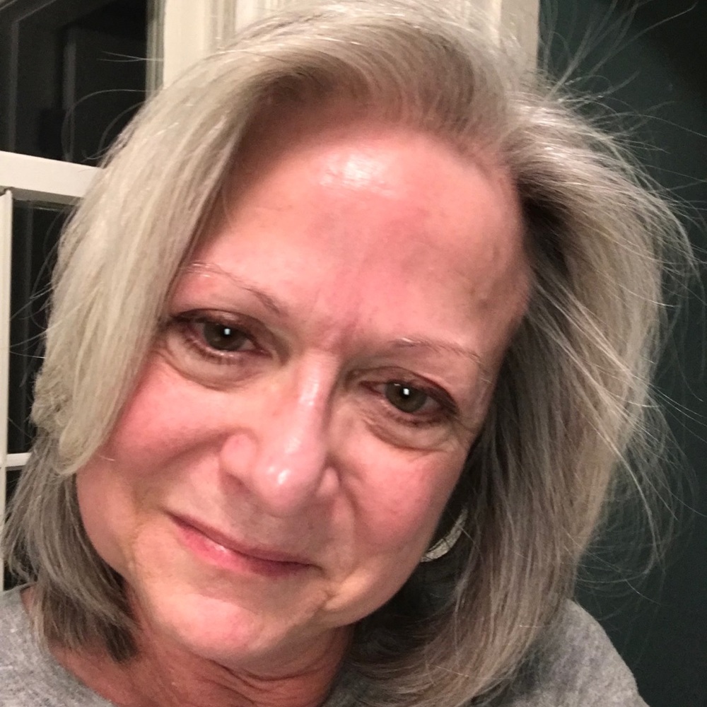 Meet your Posher, Debbie